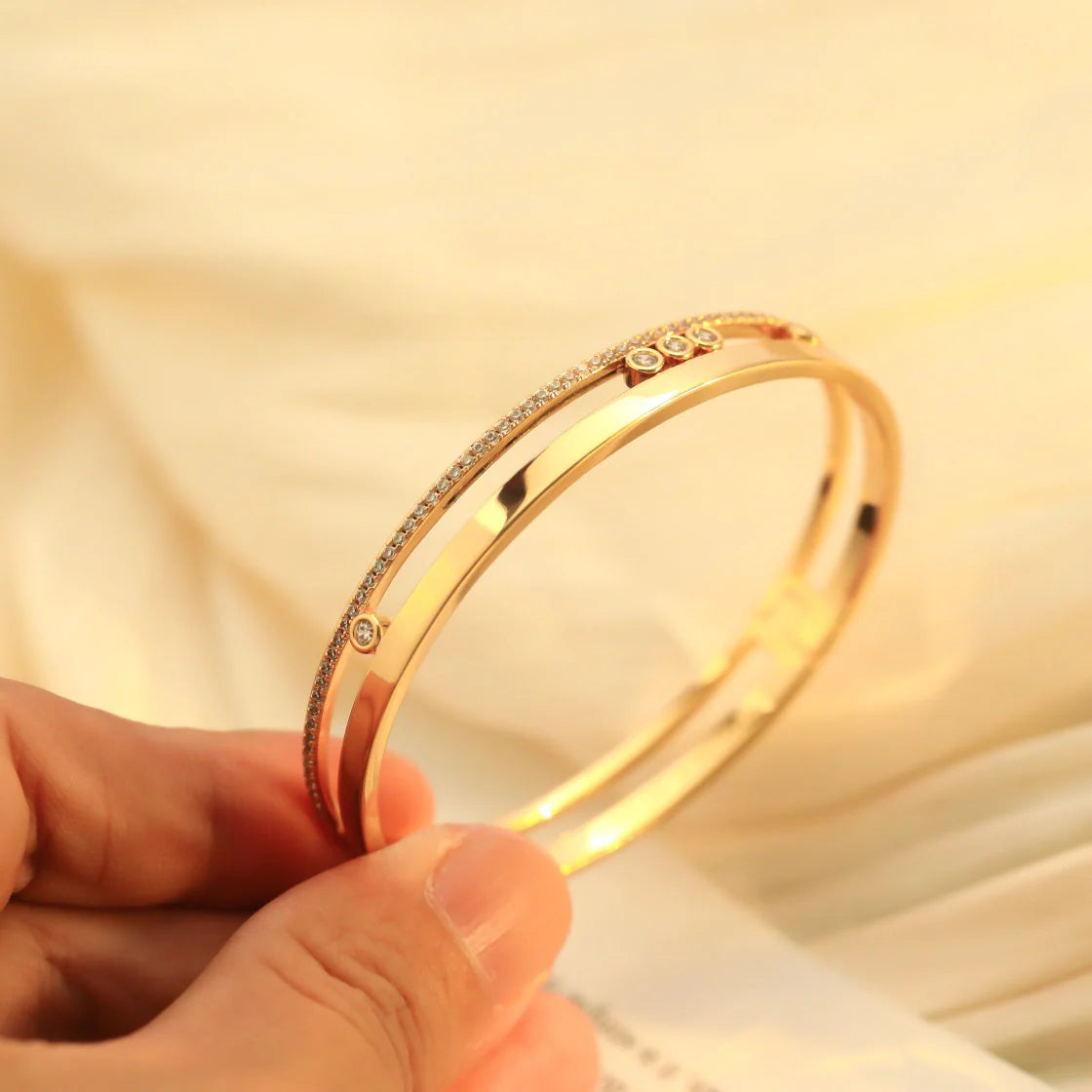 [CiCi]Move Romane Diamond Bangle Bracelet