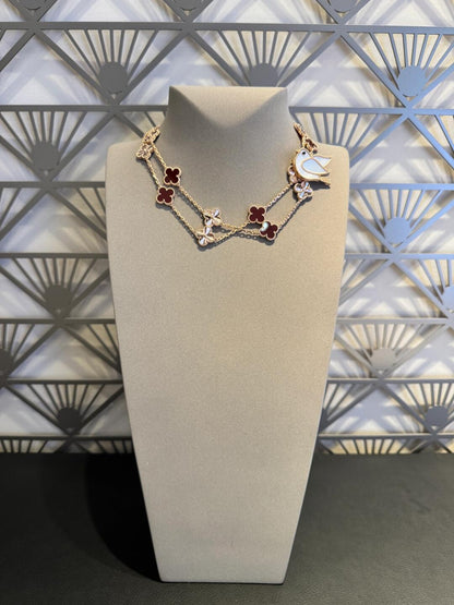 [CiCi]CLOVER 20 MOTIFS LASER CARNELIAN NECKLACE