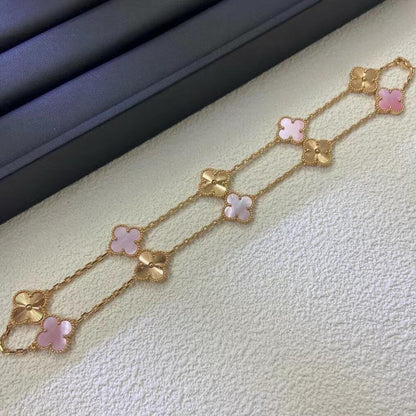 [CiCi]CLOVER 10 MOTIFS LASER PINK MOP HALSKE.