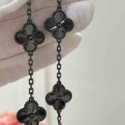 [CiCi]CLOVER 5 MOTIF BLACK BRACELET