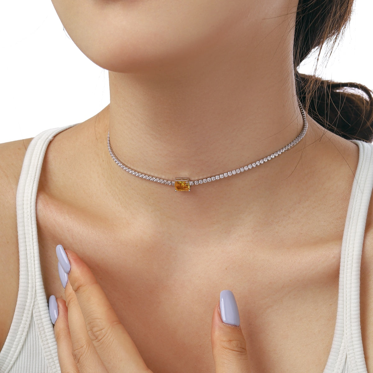 [CiCi]2.0 carat Ornate Emerald Cut Necklace