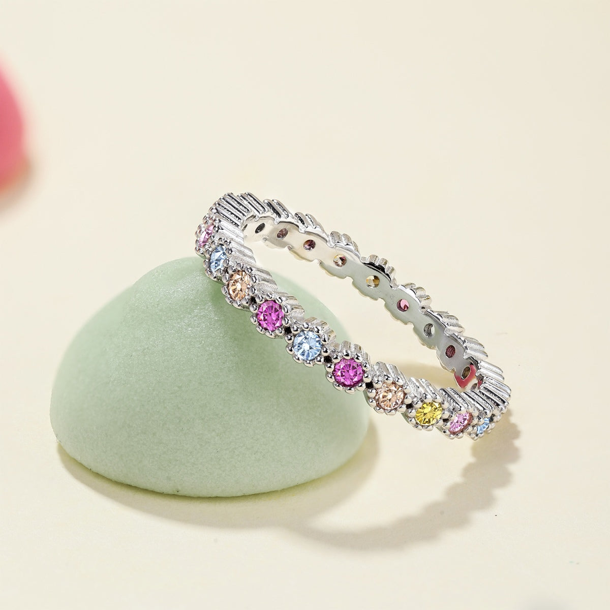 [CiCi]Unique Scintillating Round Cut Daily Ring
