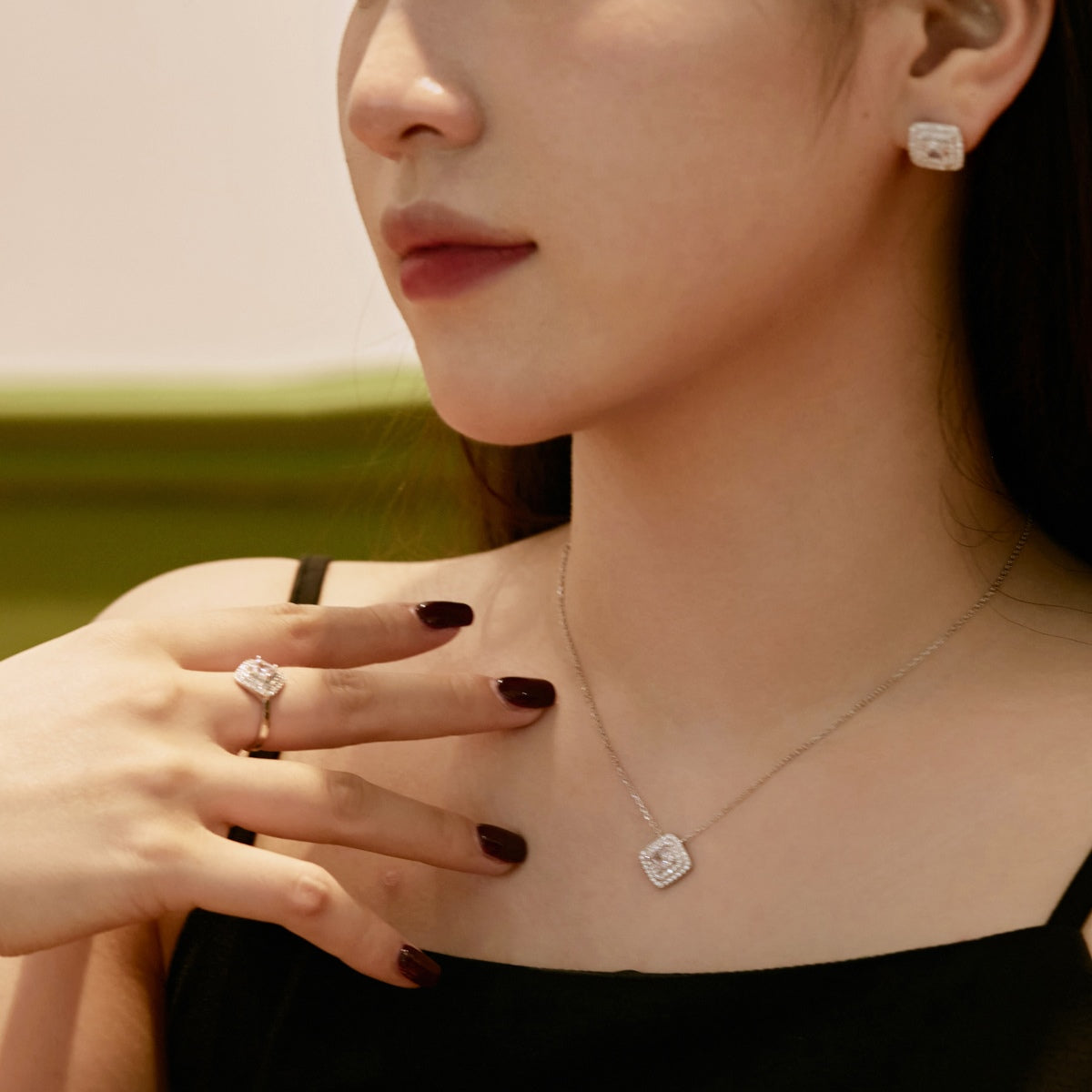 [CiCi]Sparkling Asscher Cut Necklace