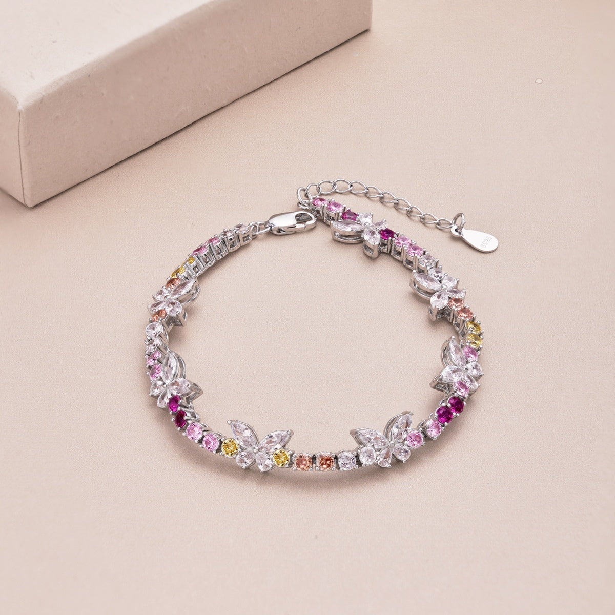 [CiCi]Ornate Colorful Butterfly Shape Round Cut Daily Bracelet