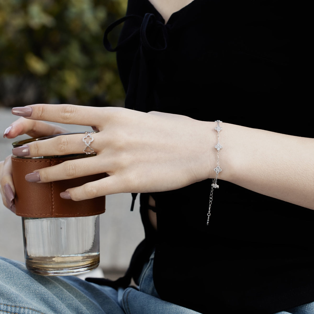 [CiCi]Four-Leaf Clover Hollow Butterfly Bracelet