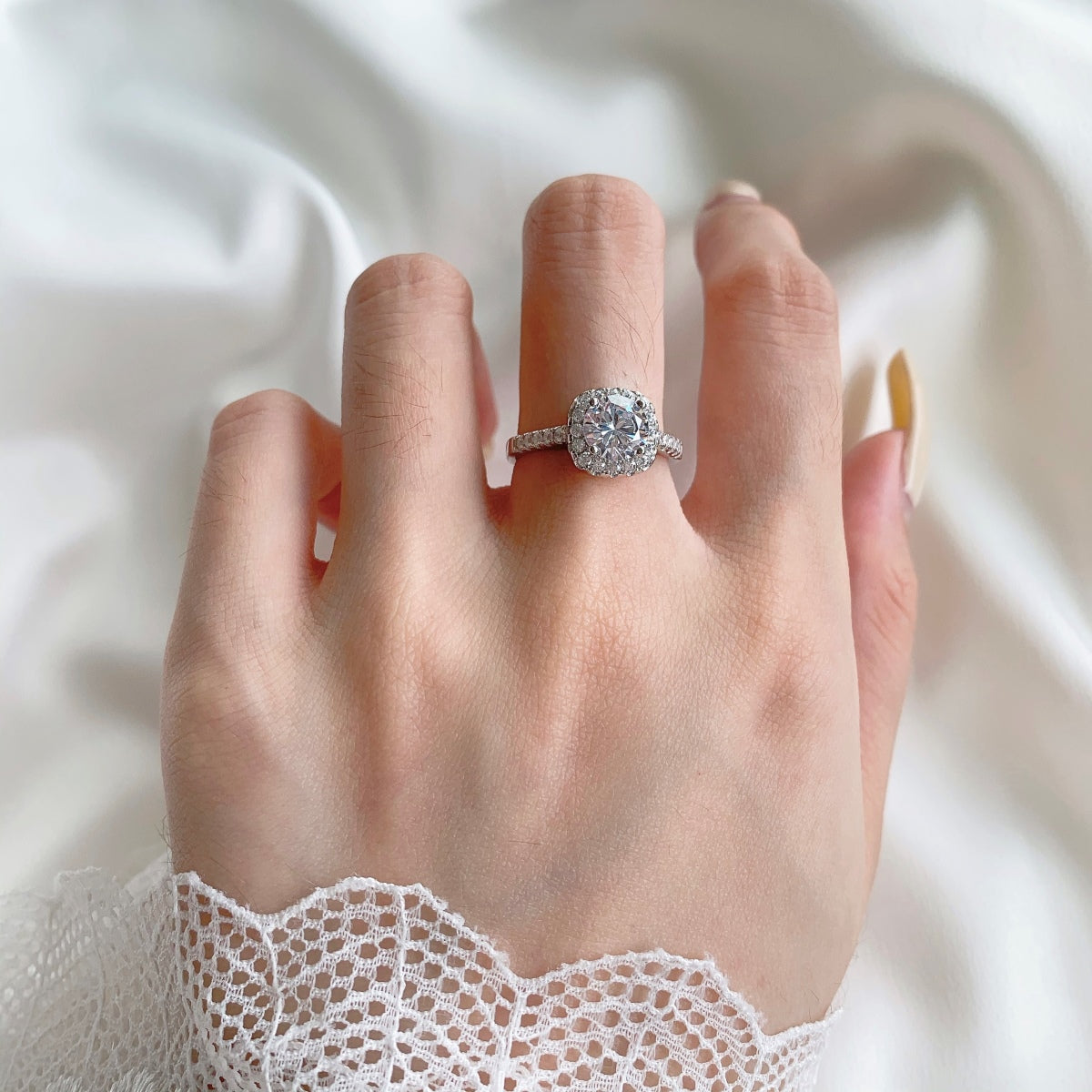 [CiCi]Dazzling Resplendent Round Cut Wedding Ring