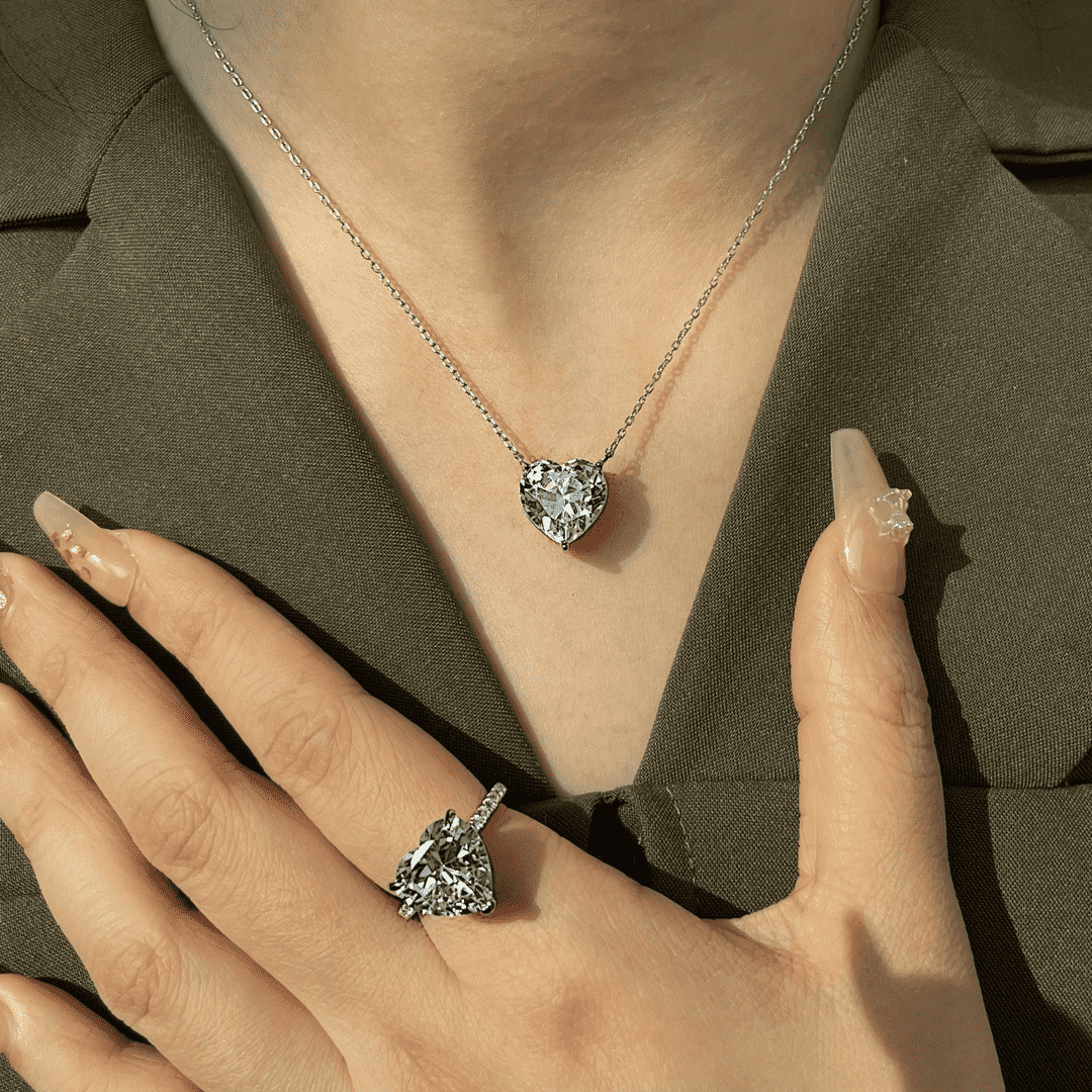 [CiCi]6.0 carat Radiant Heart Shape Necklace