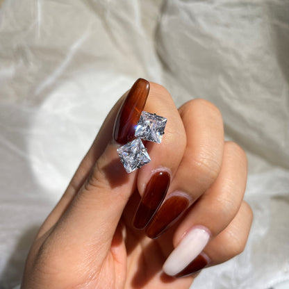 [CiCi]Stylish Shiny Square Center Stone Stud Earrings
