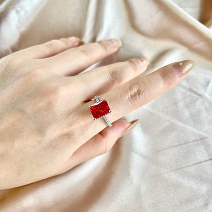 [CiCi]4.0 Carat Luxurious Engagement Ring