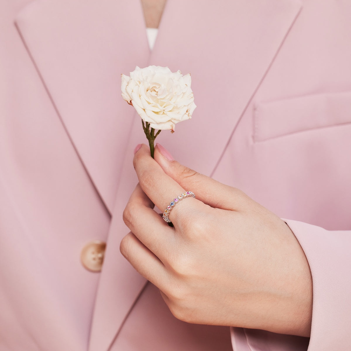[CiCi]Unique Scintillating Round Cut Daily Ring
