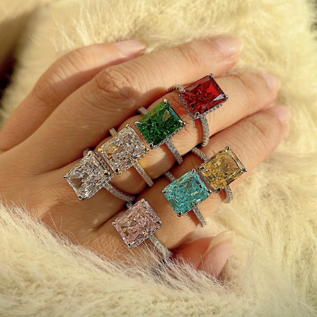 [CiCi]4.0 Carat Luxurious Engagement Ring