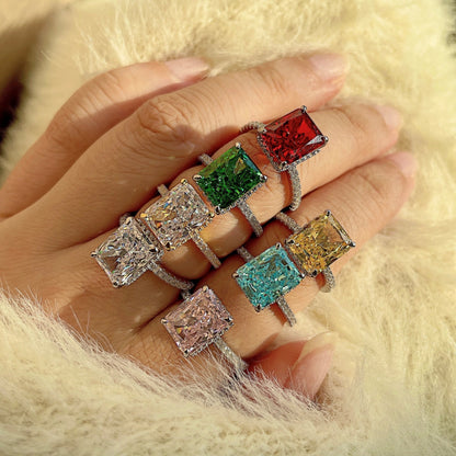 [CiCi]4.0 Carat Luxurious Engagement Ring
