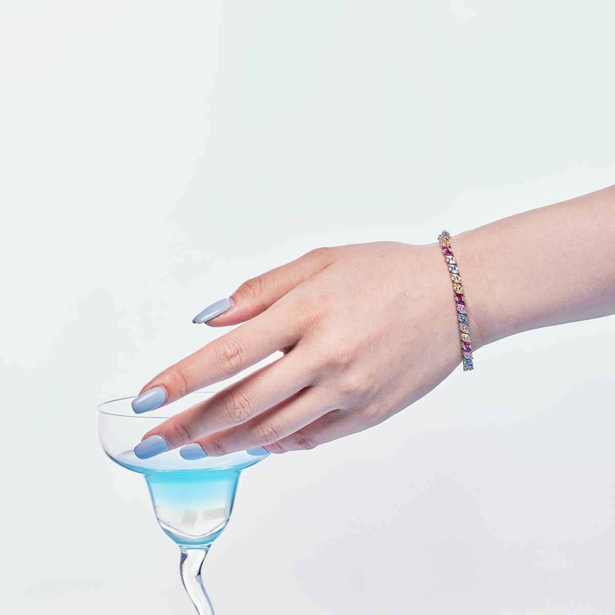 [CiCi]Ornate Sparkling Multi Cut Party Bracelet