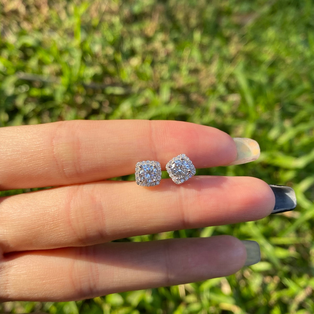 [CiCi]Classic Round Center Stone Stud Earrings