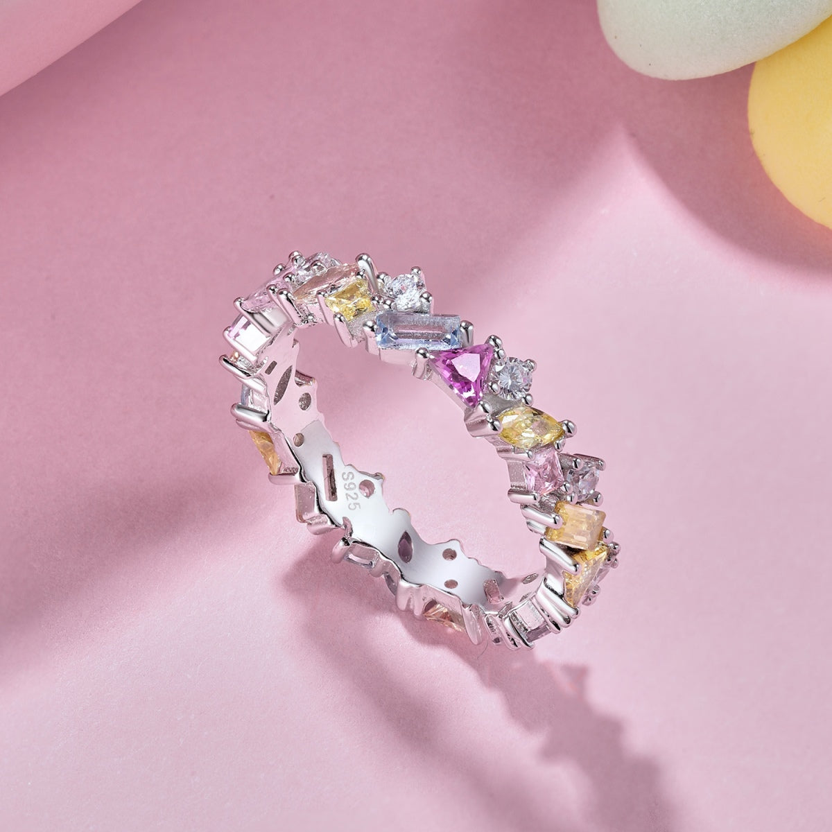 [CiCi]Dazzling Polychromatic Multi cut Daily Ring