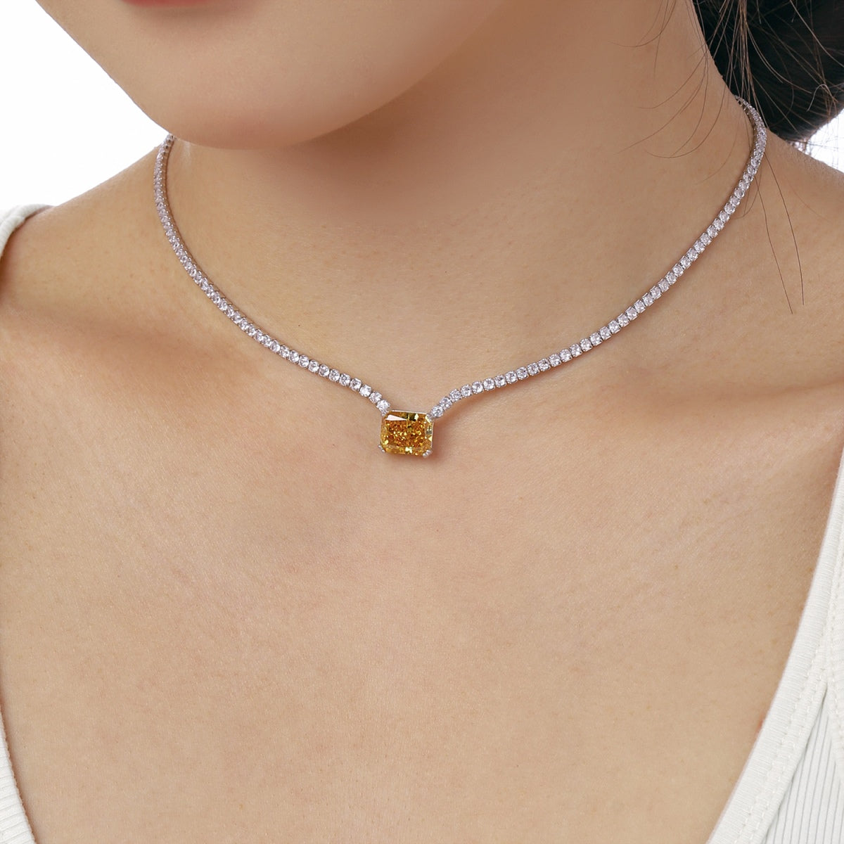 [CiCi]4.0 Carat Elegant Radiant Cut Necklace