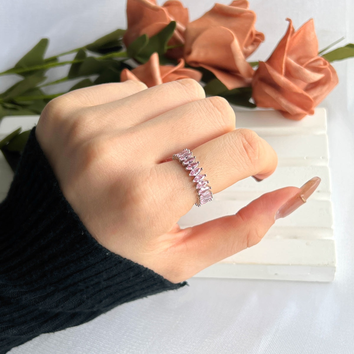 [CiCi]Gorgeous Marquise Cut Tennis Ring
