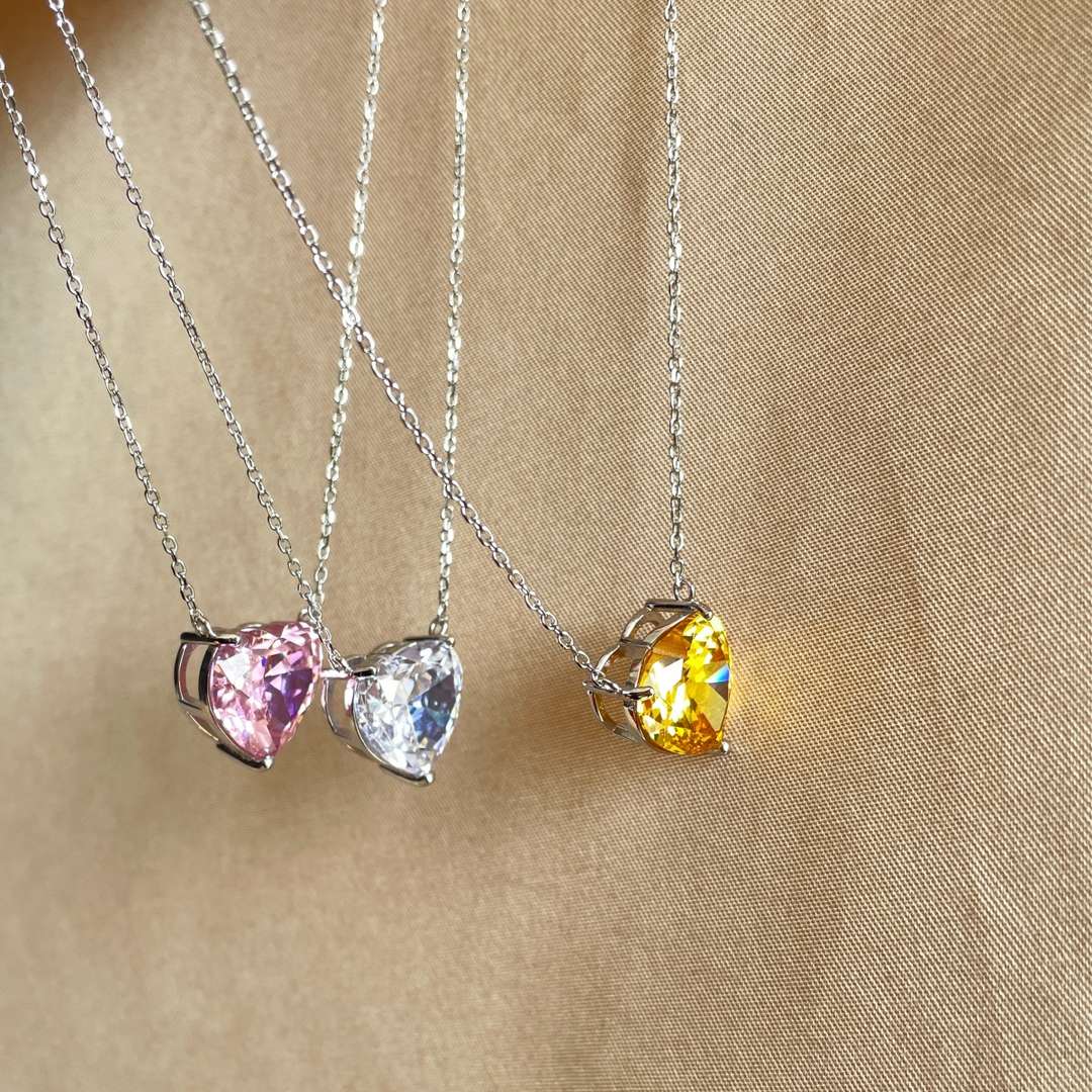 [CiCi]6.0 carat Radiant Heart Shape Necklace