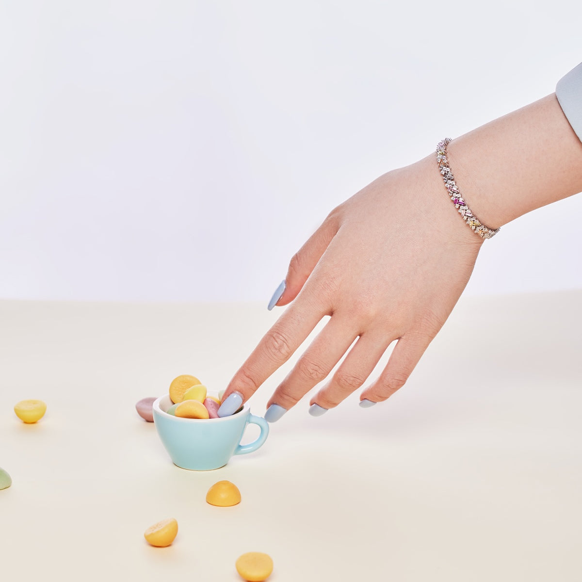 [CiCi]Dazzling Unique Multi Shape Daily Bracelet