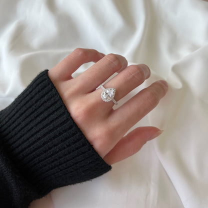 [CiCi]1.0 Carat Luxurious Resplendent Water Drop Shape Wedding Ring