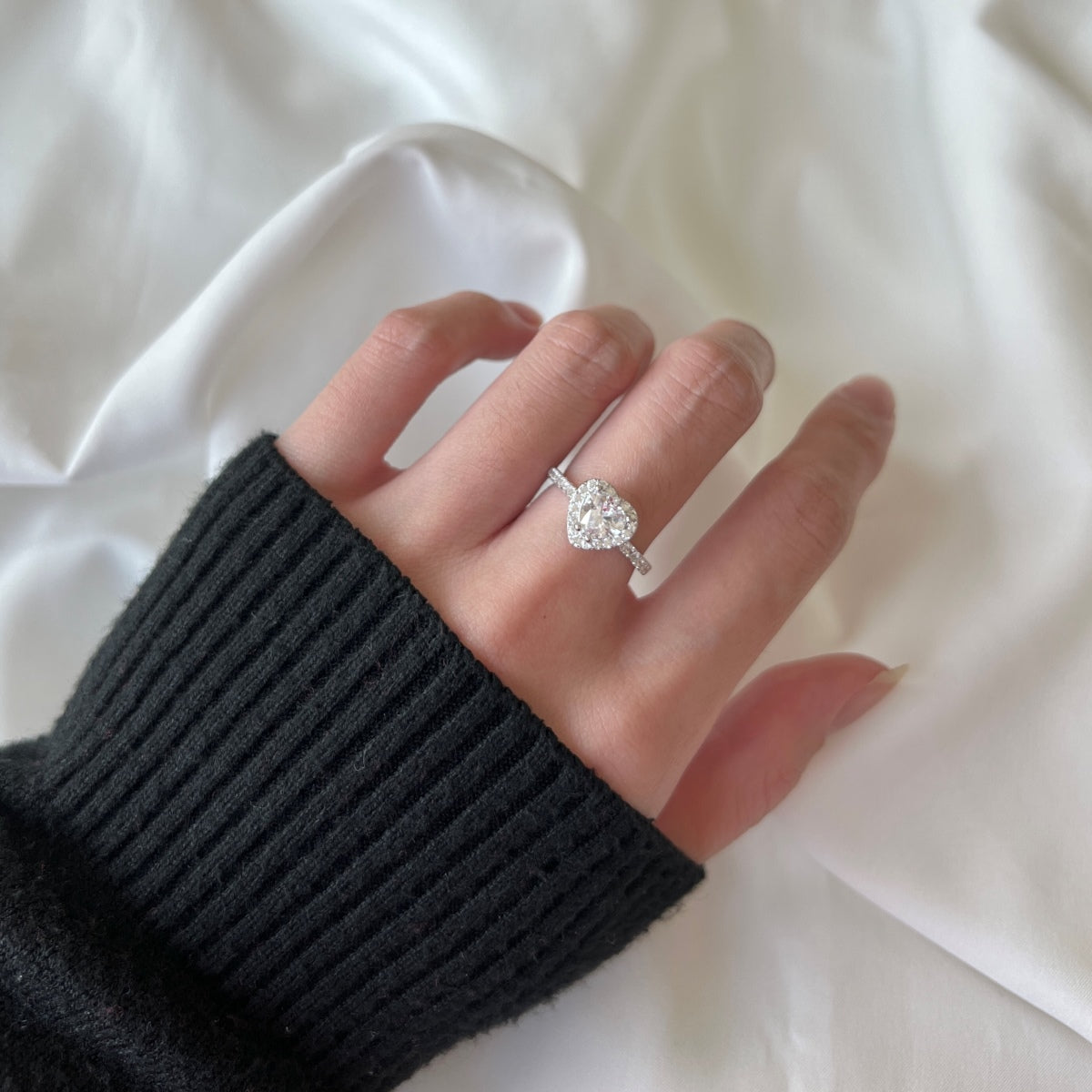 [CiCi]Eternity Splashy Romantic Heart Shape Lover Ring