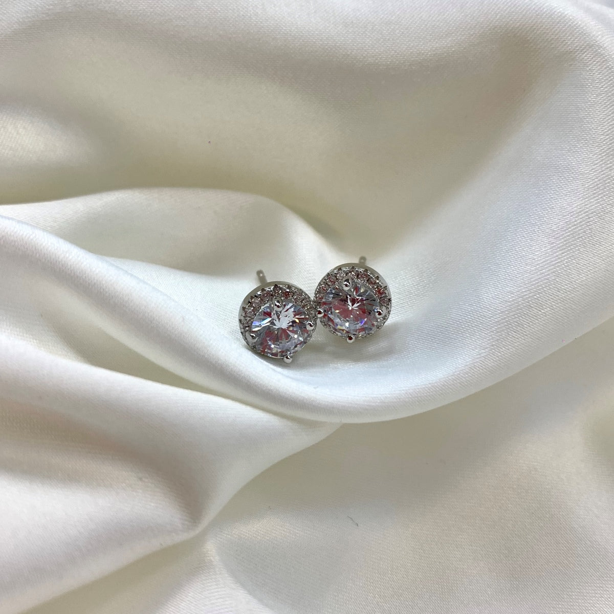 [CiCi]Classic Princess Round Shape Earrings
