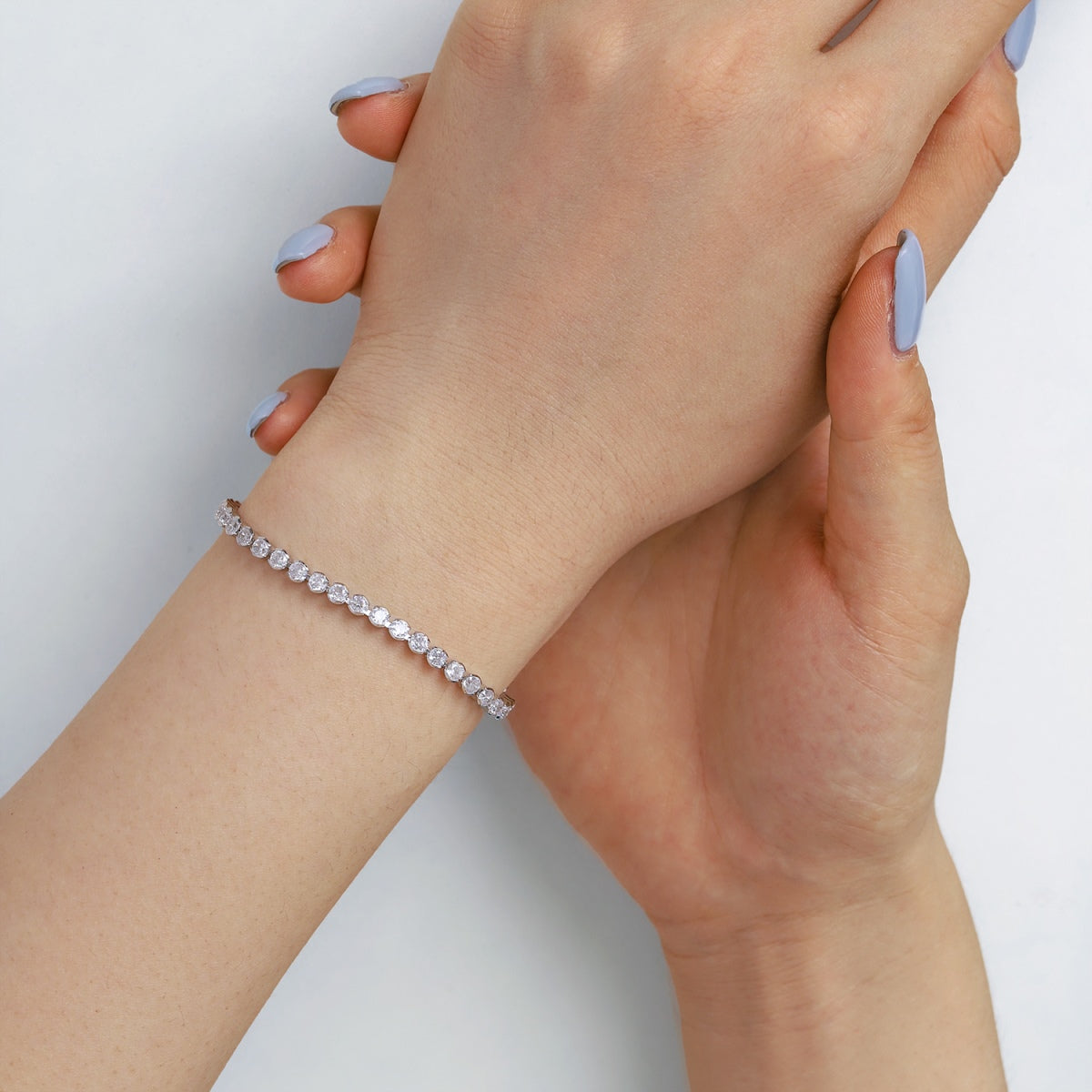[CiCi]Ornate  Sparkling Round Cut Daily Bracelet