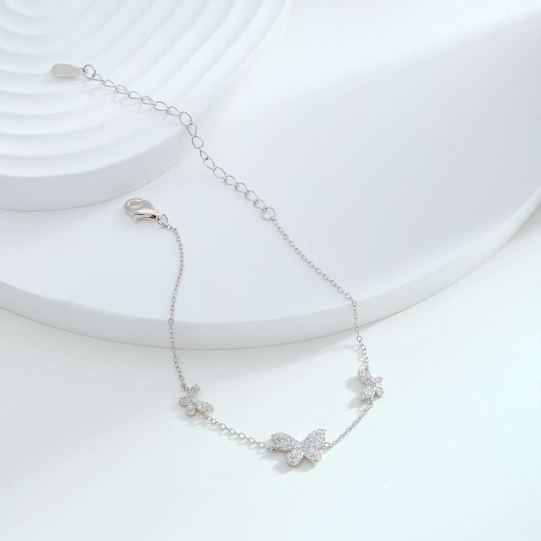 [CiCi]Delicate Butterfly Pendant Bracelet