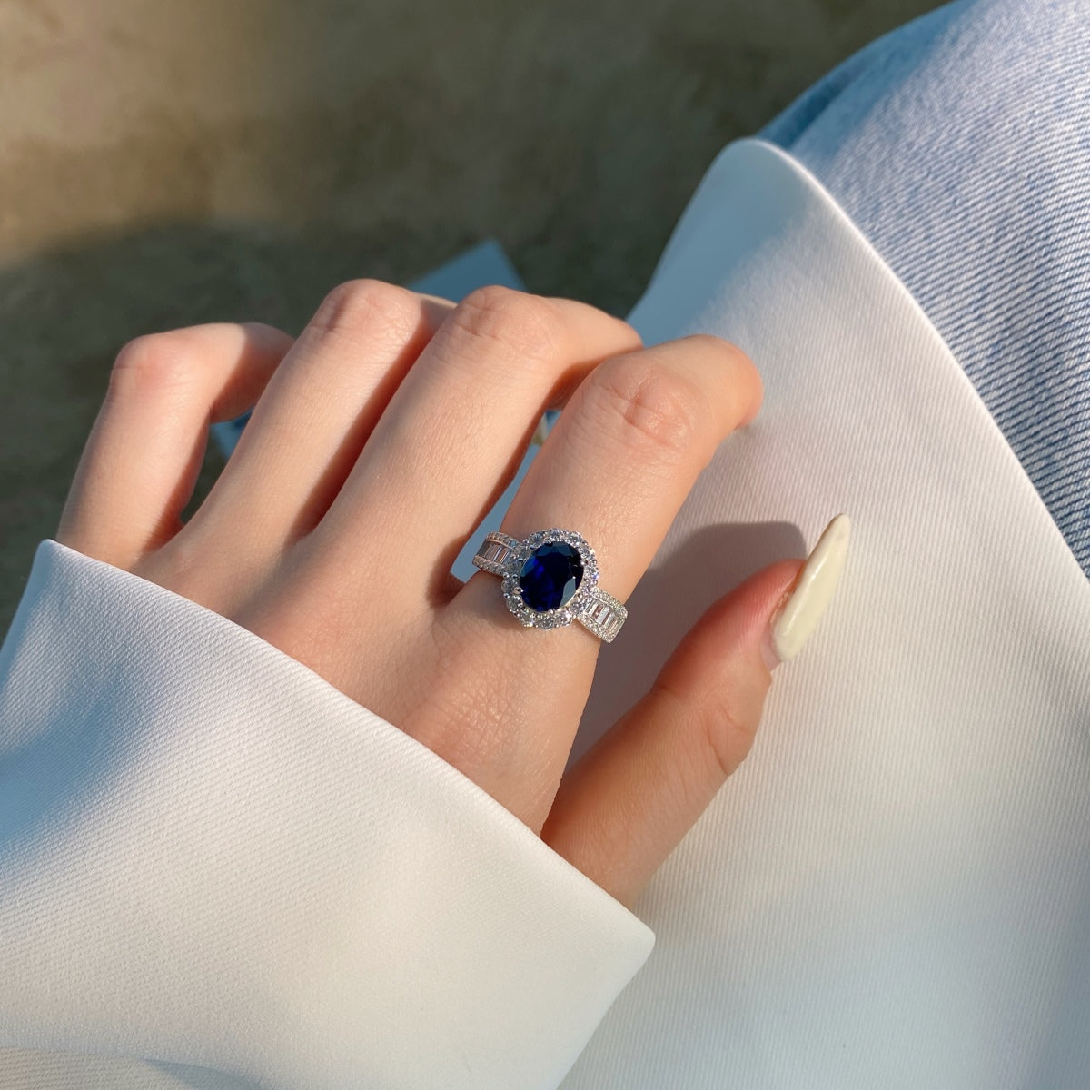 [CiCi]1.5 Carat Dazzling Charming Oval Cut Banquet Ring