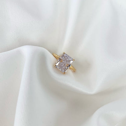 [CiCi]4.0 Carat Ornate Enchanting Radiand Cut Banquet Ring