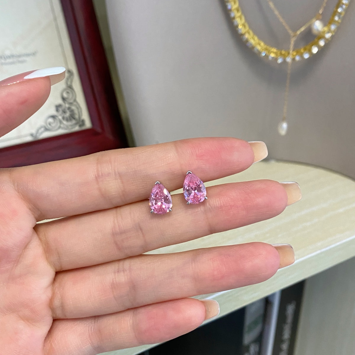 [CiCi]Ornate Water Drop Shape Earrings