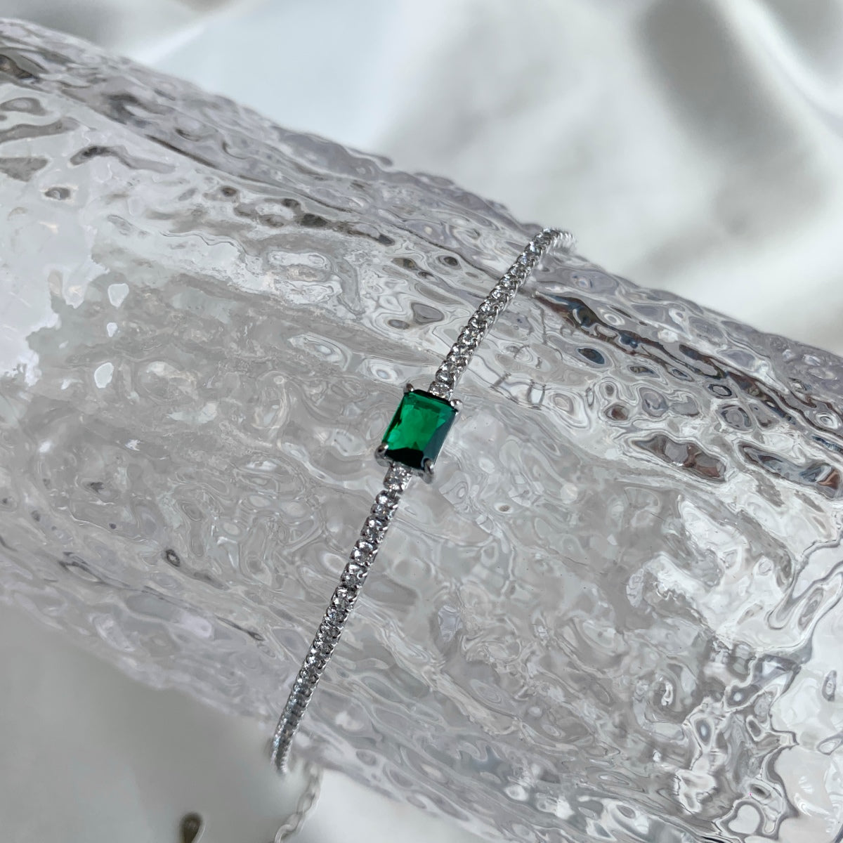 [CiCi]1.0 Carat Unique Emerald Cut Banquet Bracelet
