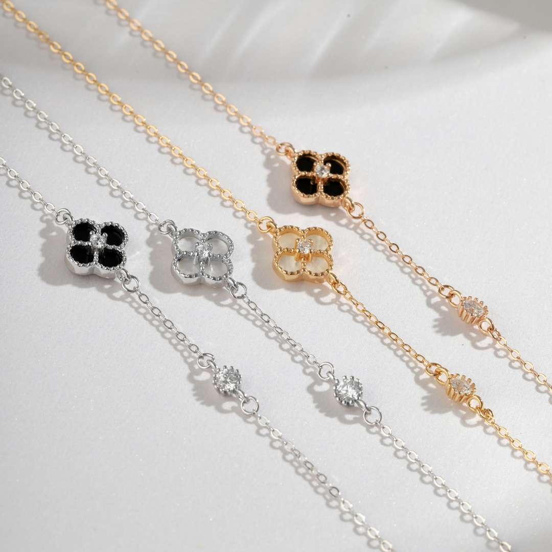 [CiCi]Delicate Four Leaf Clover Bracelet