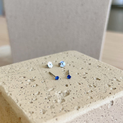[CiCi]Delicate Solitaire Earrings