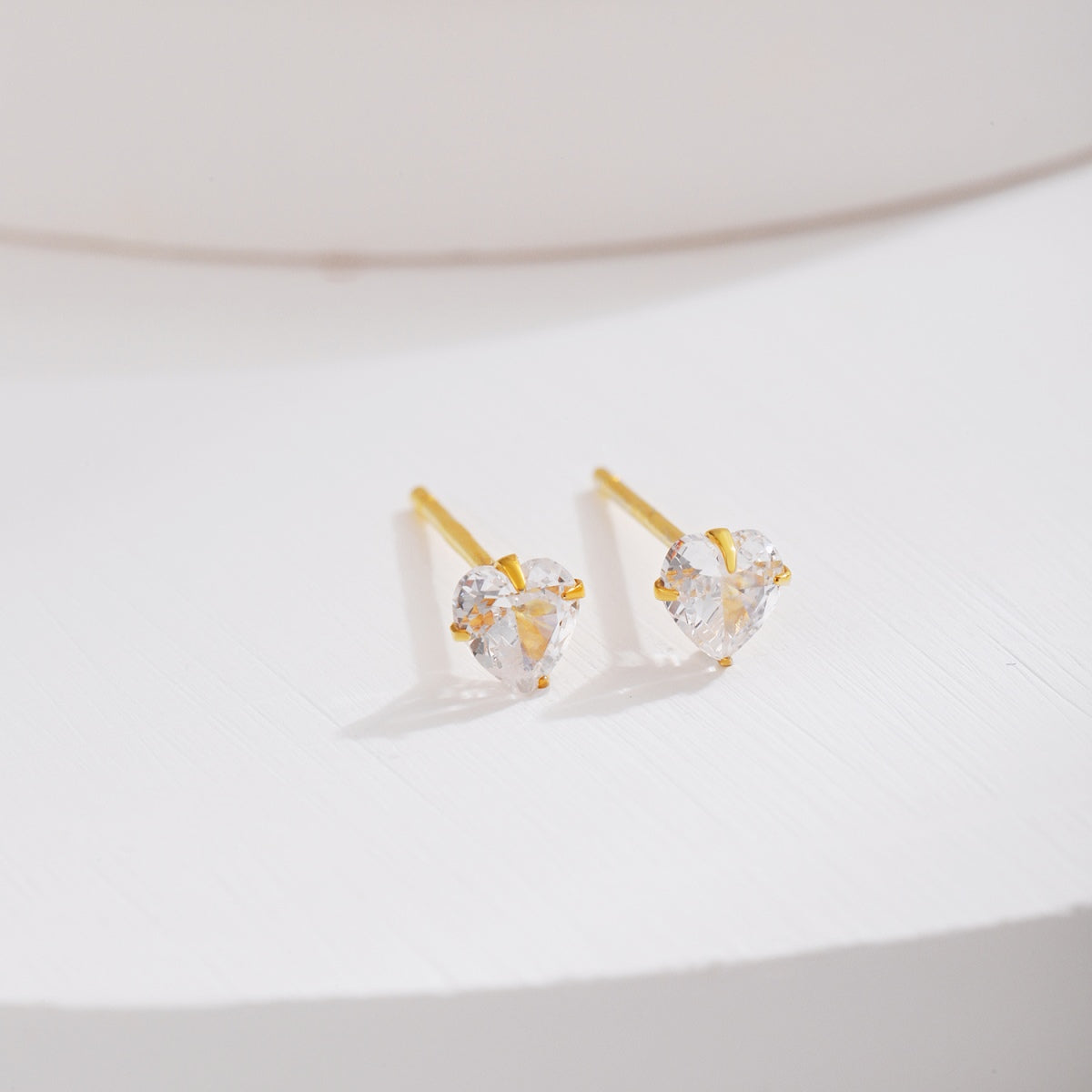 [CiCi]Sparkling Heart Shaped Simple Earrings