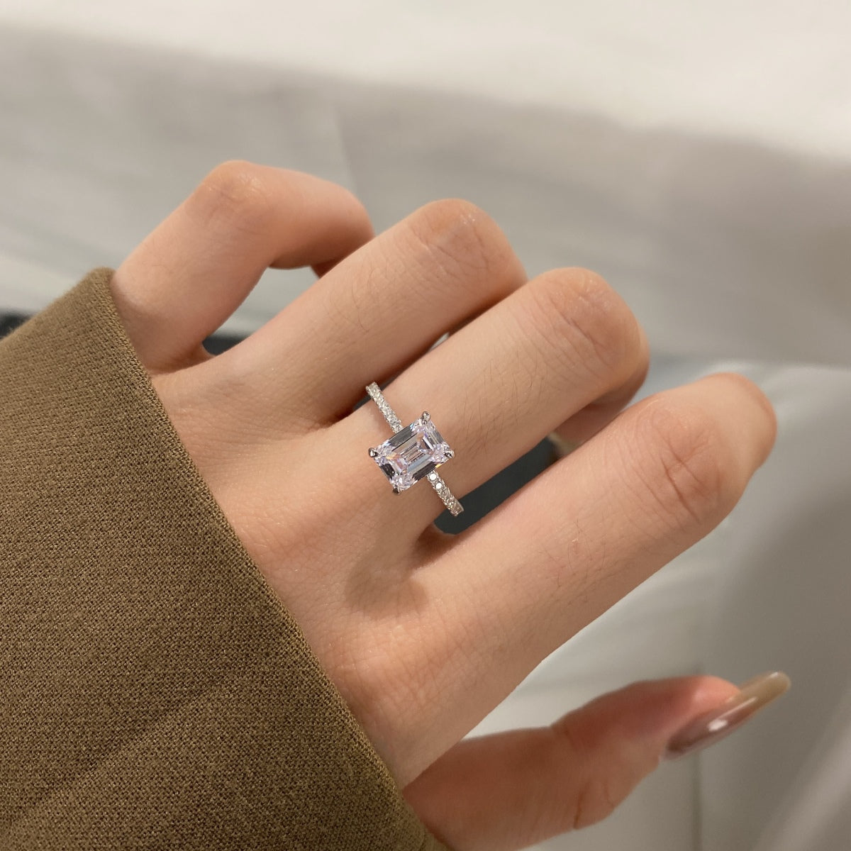[CiCi]2.0 Carat Scintillating Ornate Radiant Cut Party Ring