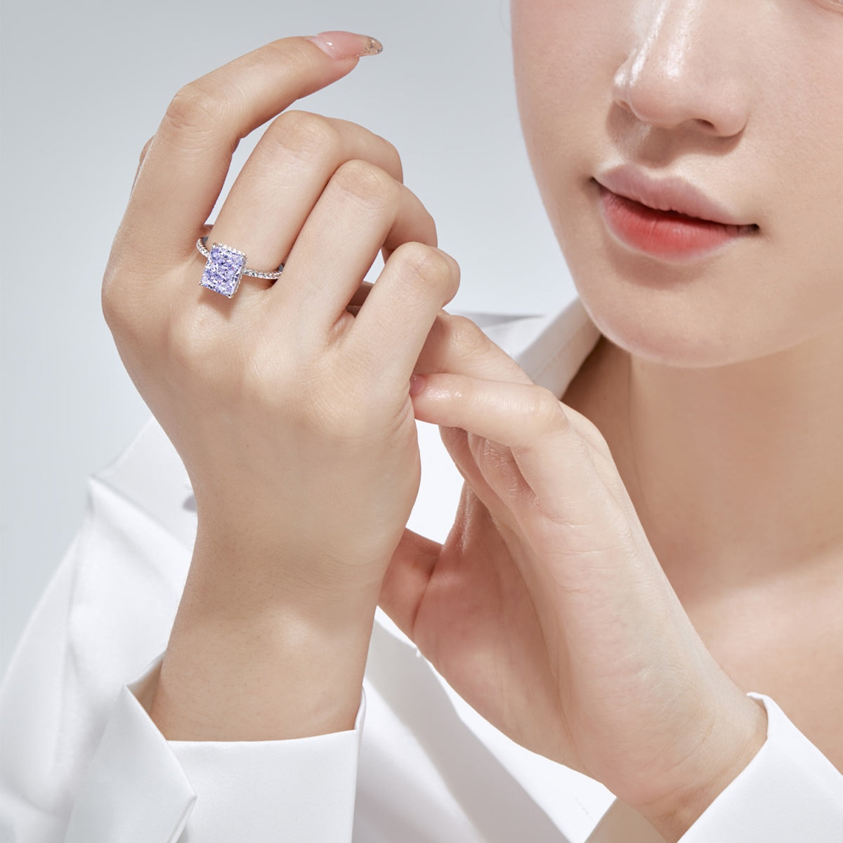 [CiCi]4.0 Carat Luxurious Engagement Ring