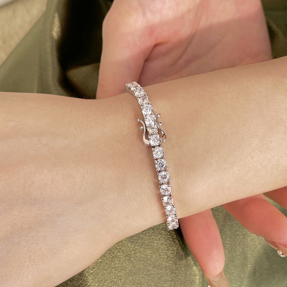 [CiCi]Luxurious Ornate Round Cut Tennis Bracelet