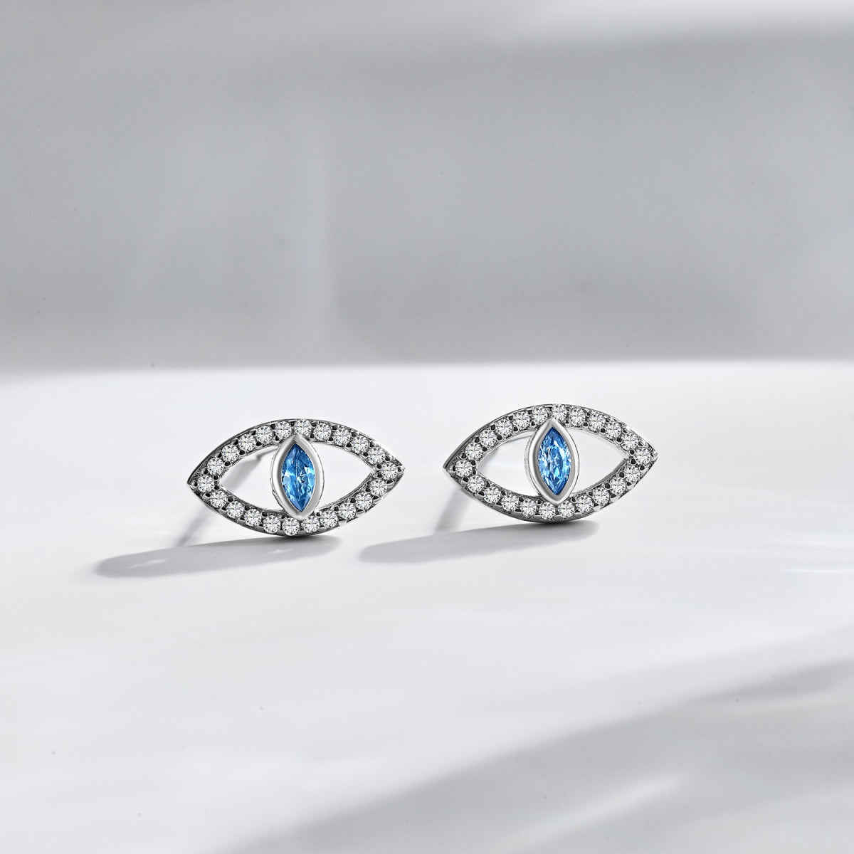 [CiCi]Blue Devil Eyes Hollow Stud Earrings