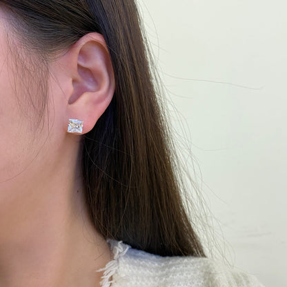 [CiCi]Stylish Shiny Square Center Stone Stud Earrings