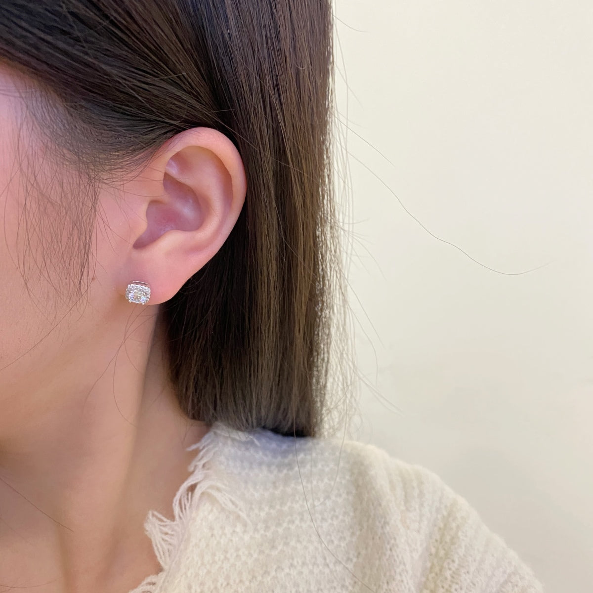 [CiCi]Classic Round Center Stone Stud Earrings