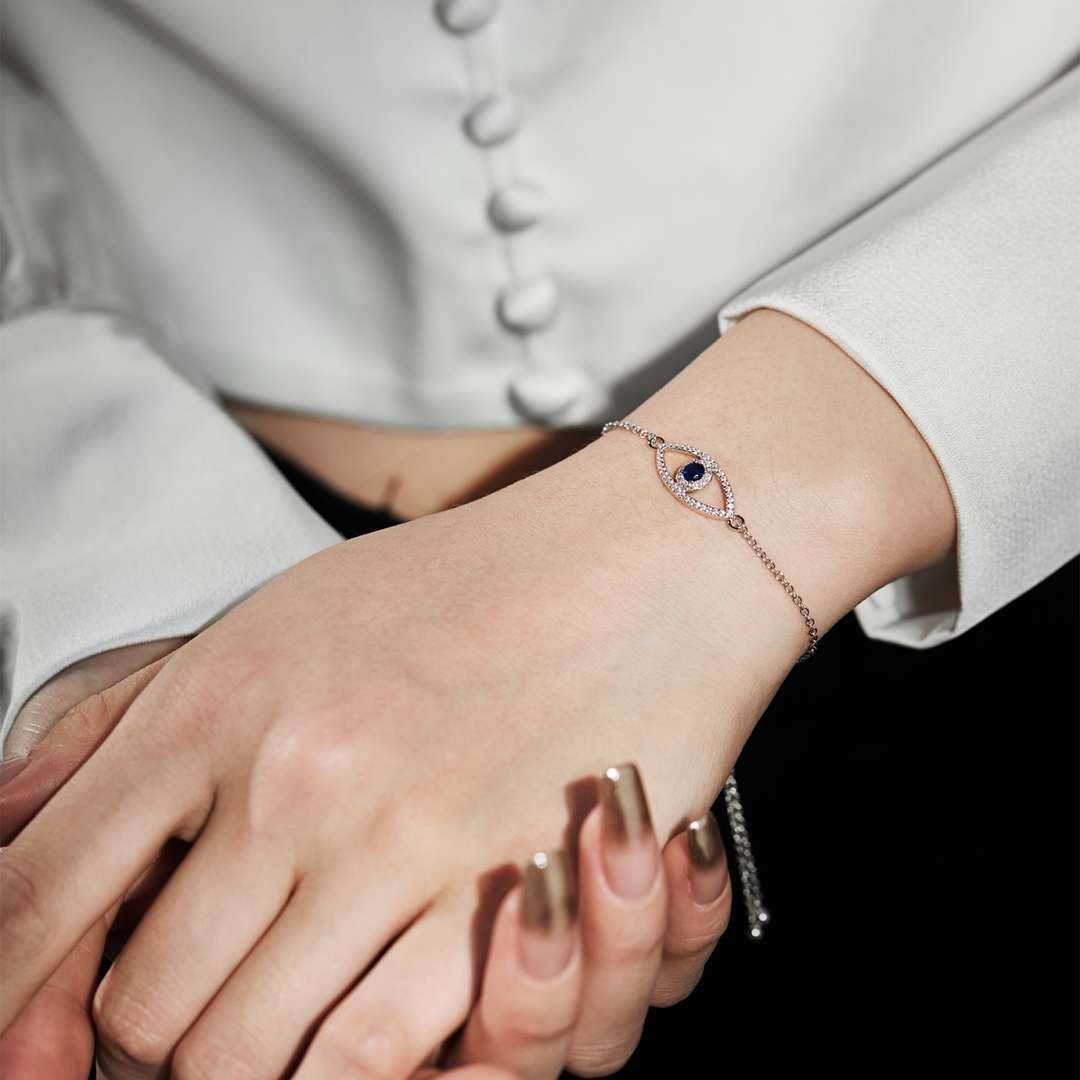 [CiCi]Devil's Eye Hollow Design Bracelet