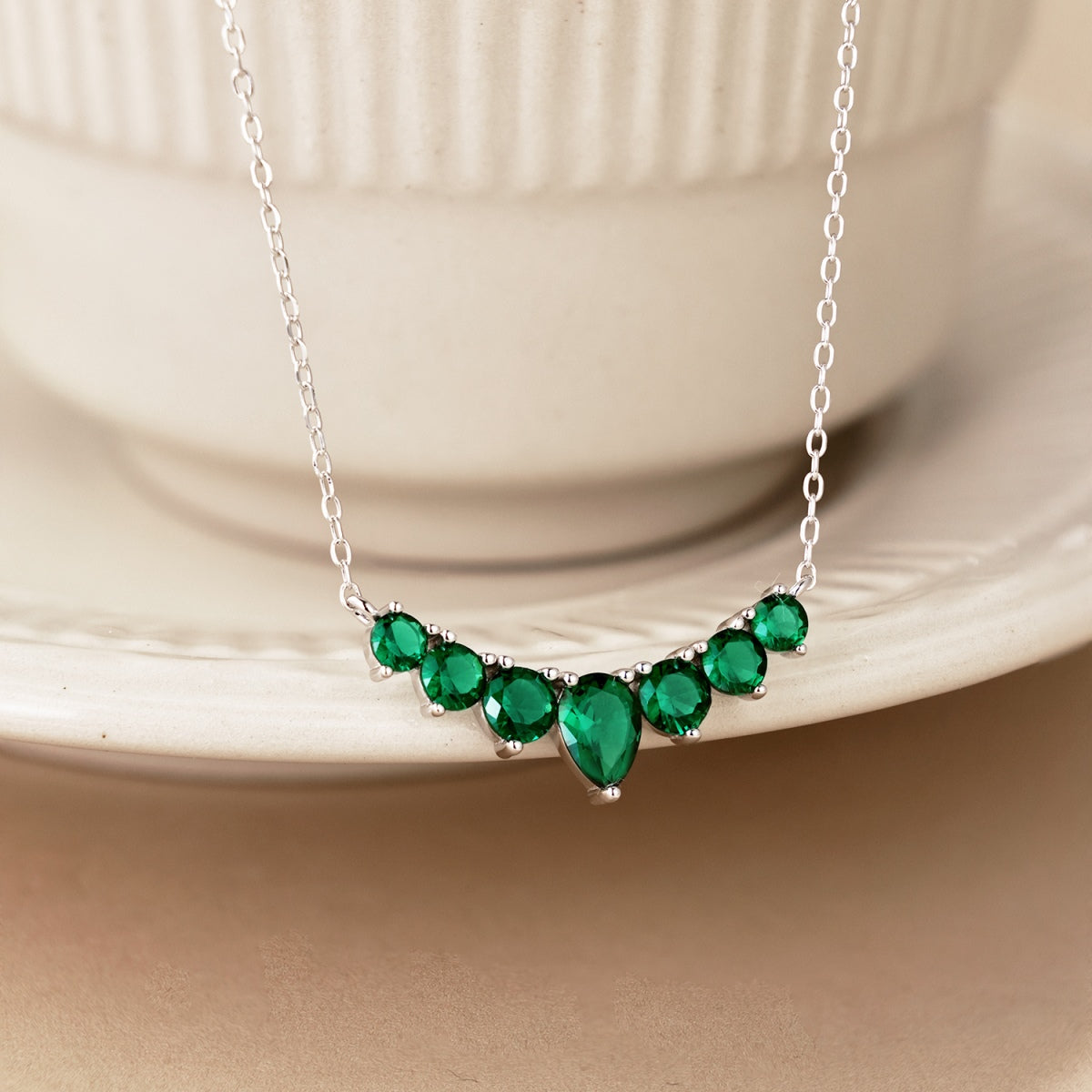 [CiCi]Dainty Colorful Heart Necklace