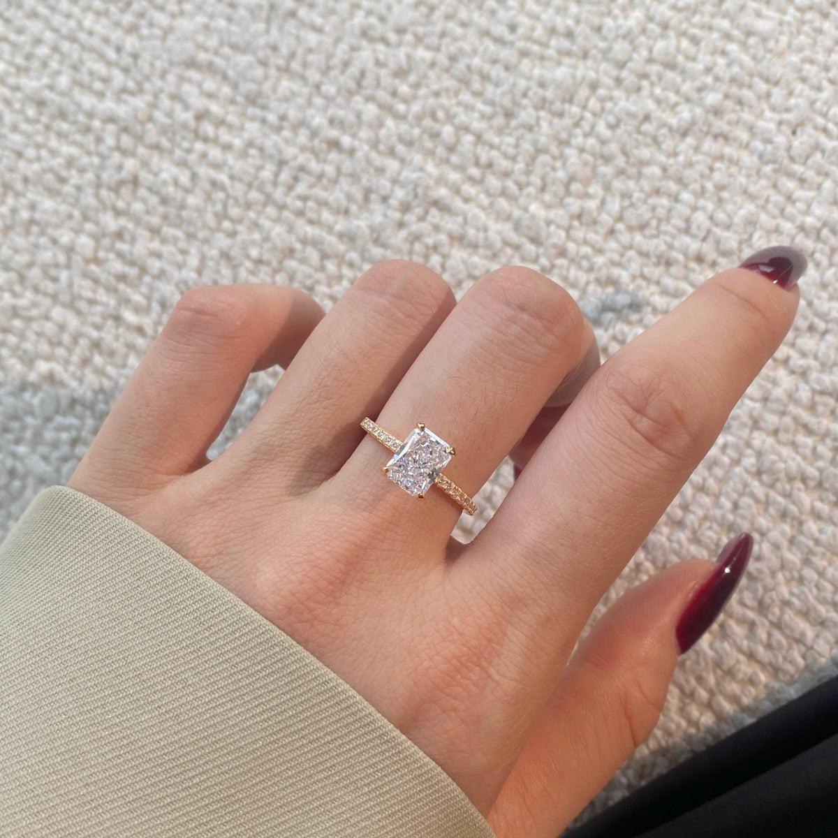 [CiCi]2.0 Carat Dazzling Sparkling Radiant Cut Party Ring
