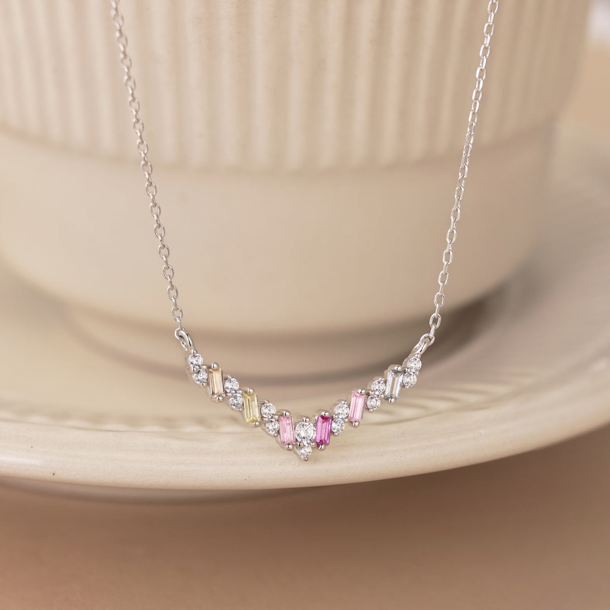 [CiCi]Dazzling Rainbow Necklace