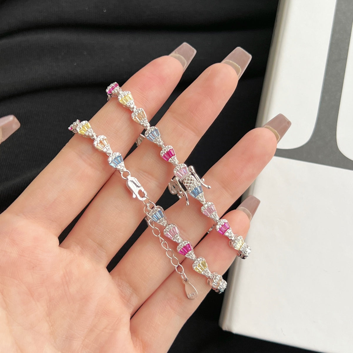 [CiCi]Radiant Water Drop Shape Daily Bracelet
