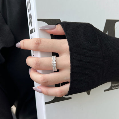 [CiCi]Splashy Ornate Emerald Cut Cocktail Ring