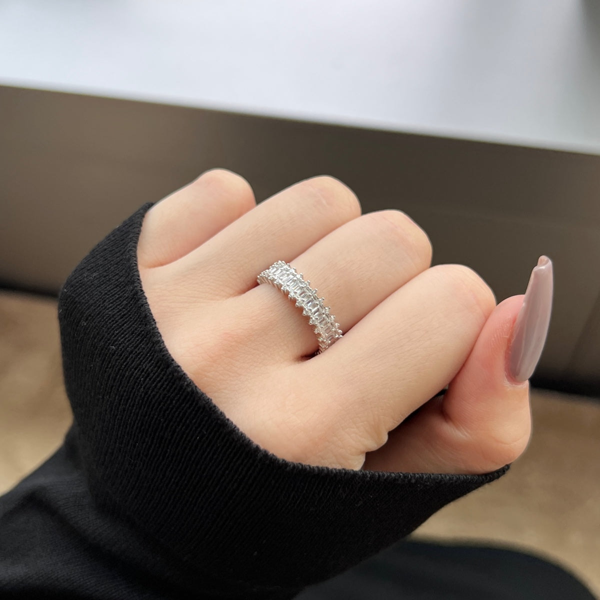 [CiCi]Splashy Ornate Emerald Cut Cocktail Ring