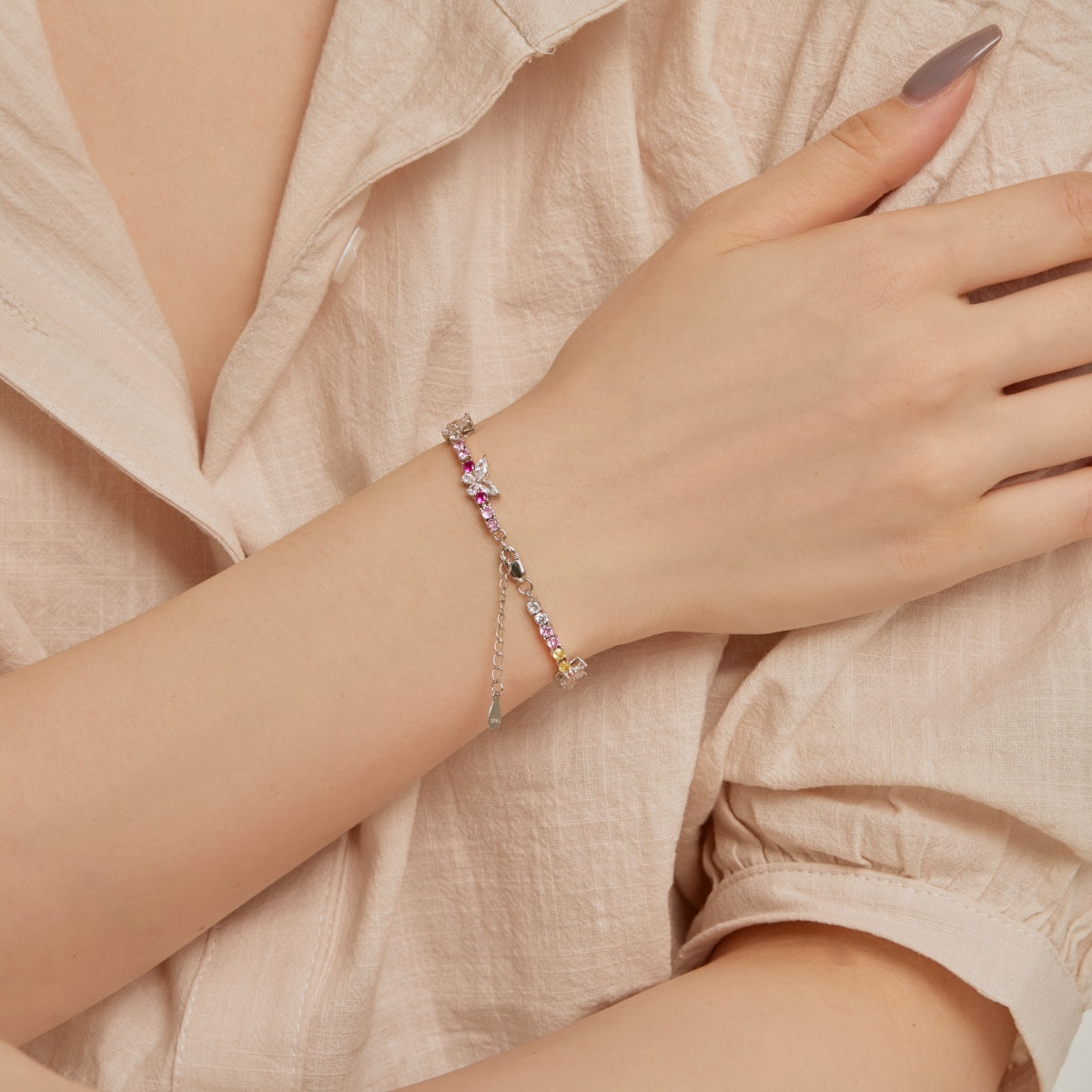 [CiCi]Ornate Colorful Butterfly Shape Round Cut Daily Bracelet