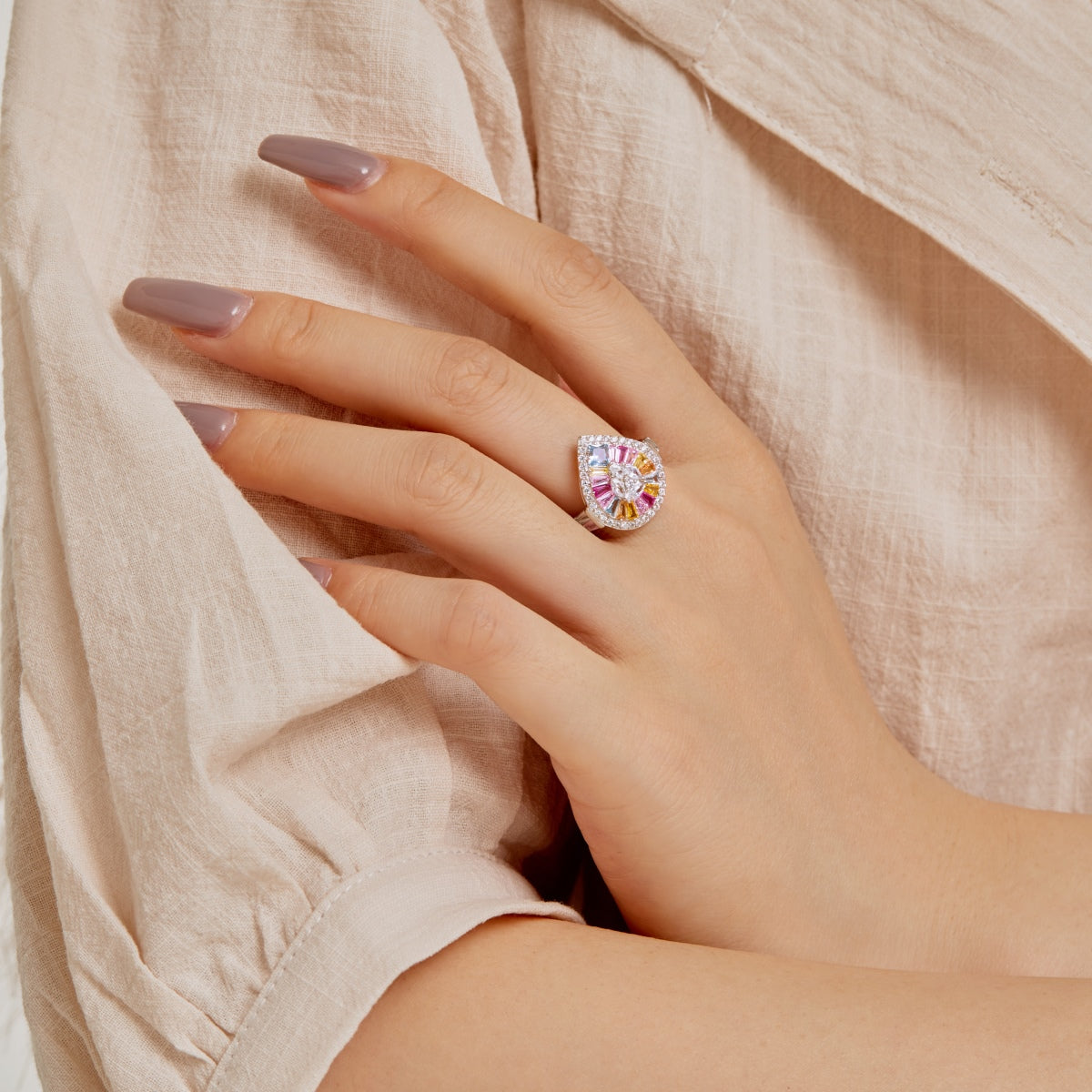 [CiCi]Elegant Colorful Water Drop Shape Banquet Ring